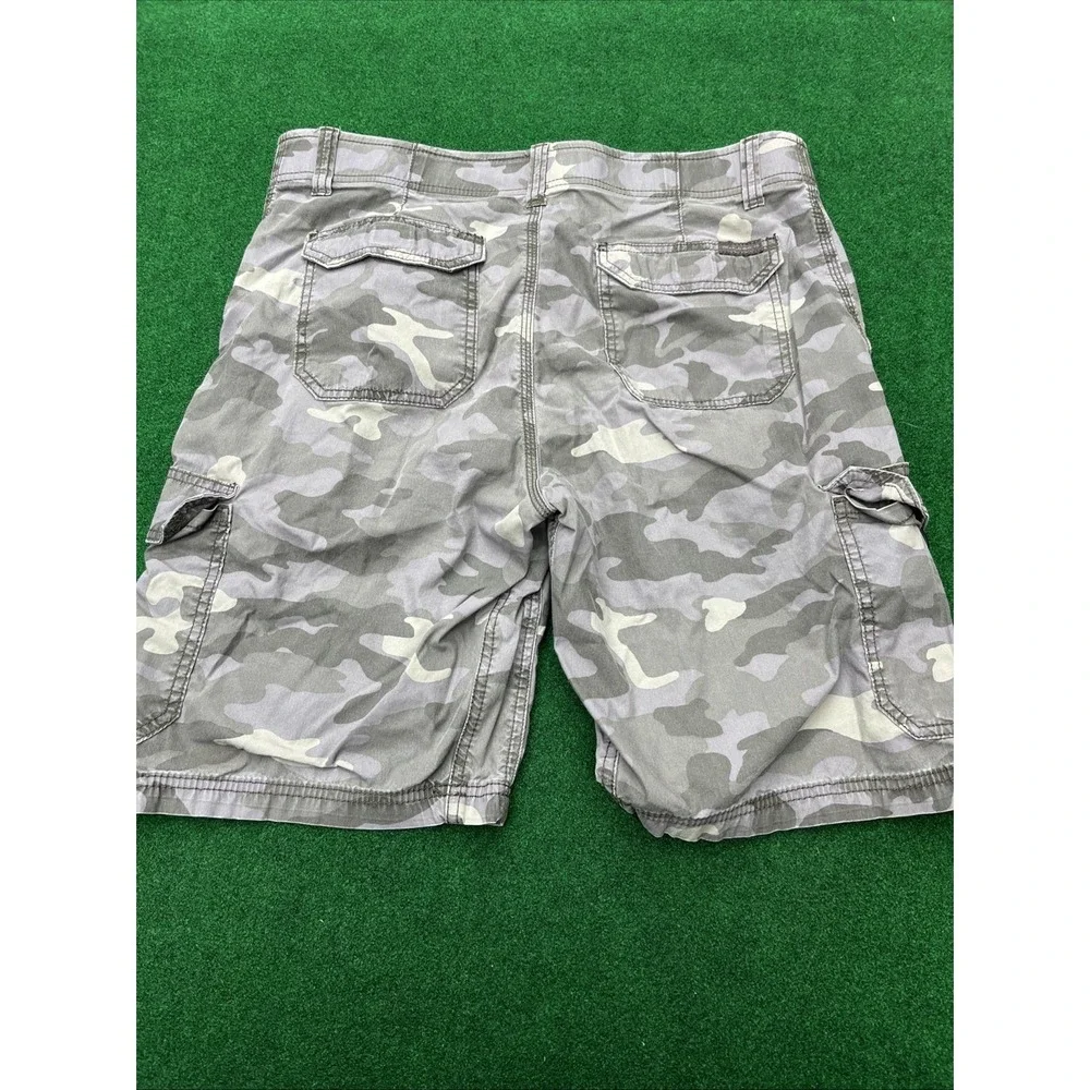 Lee Extreme Motion Camo Cargo Shorts Mens Size 33